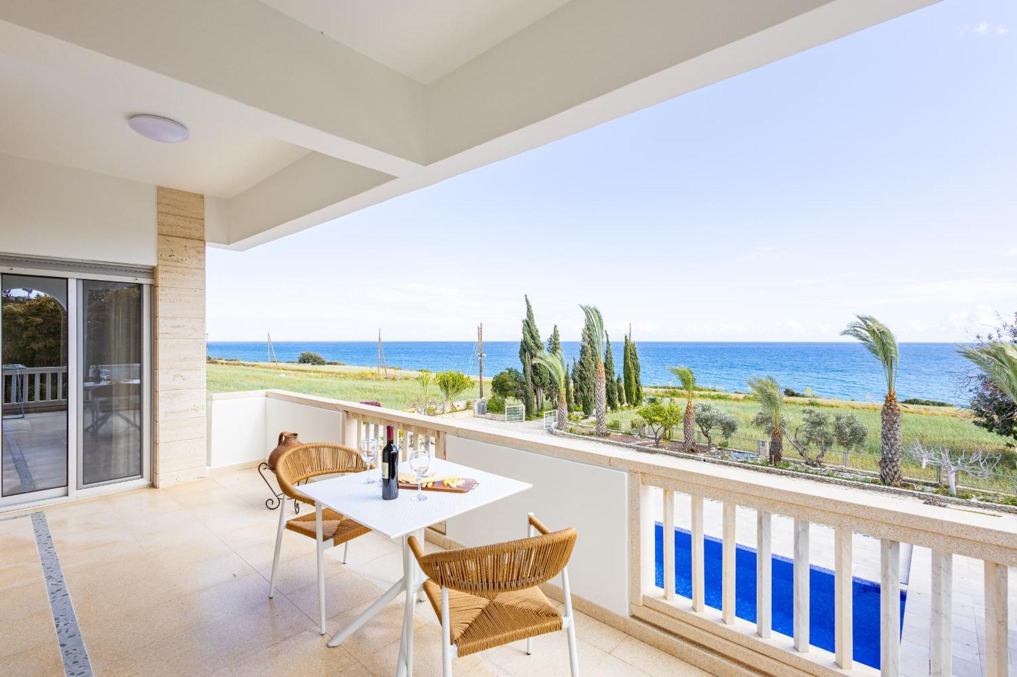Villa Chrysta Agios Theodoros Екстериор снимка