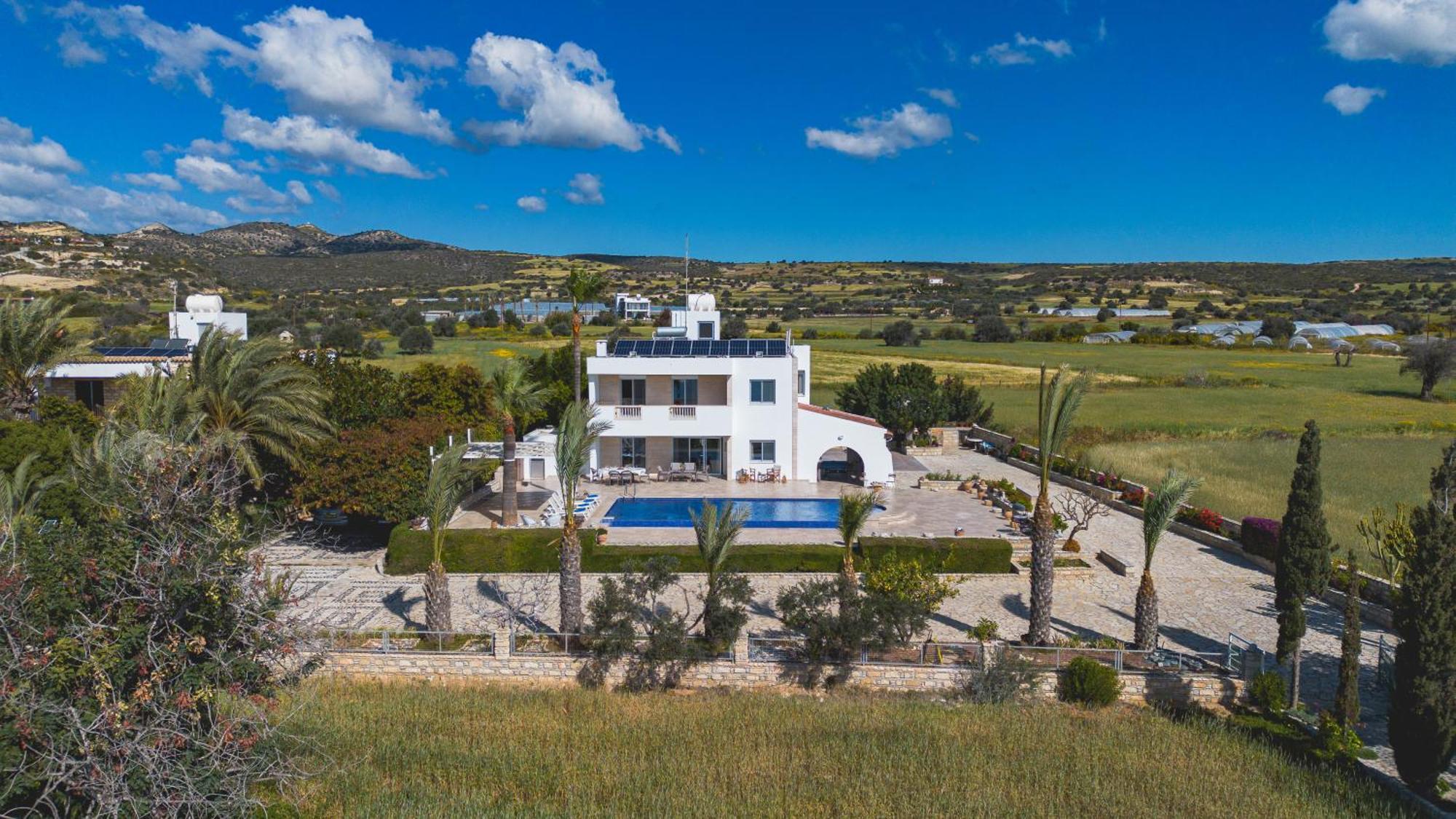 Villa Chrysta Agios Theodoros Екстериор снимка